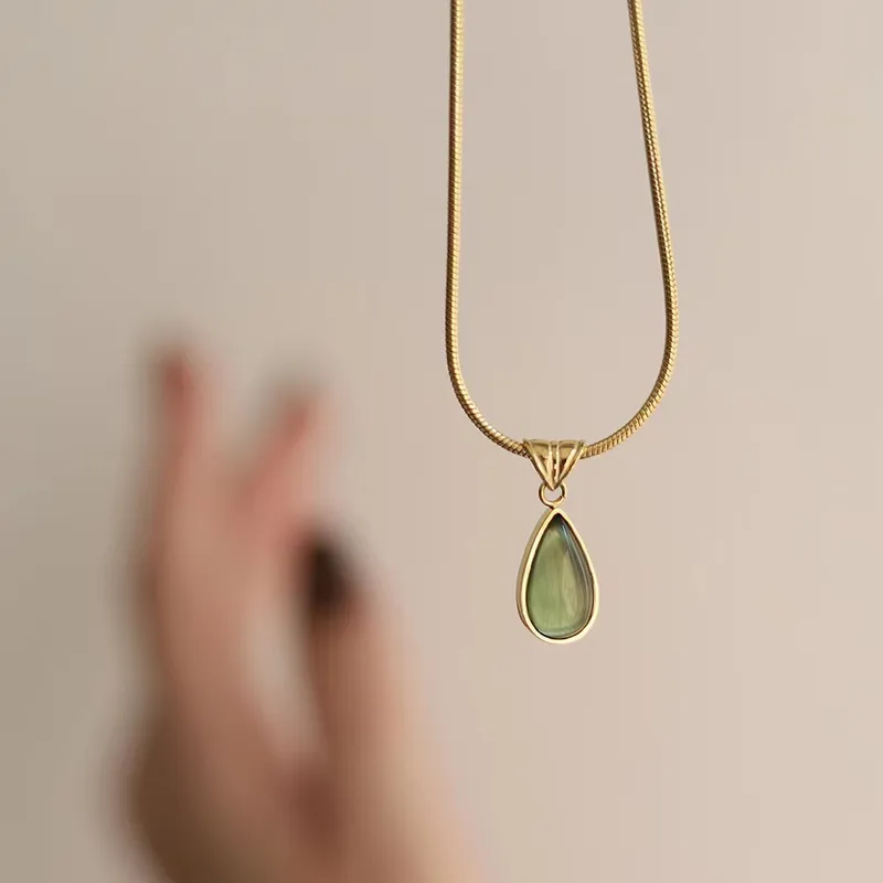 Collier Adès