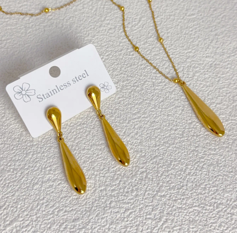 Parure boucles d'oreilles et collier Olivia