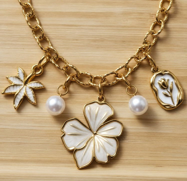 Collier Nabila