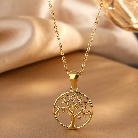 Collier Sowely