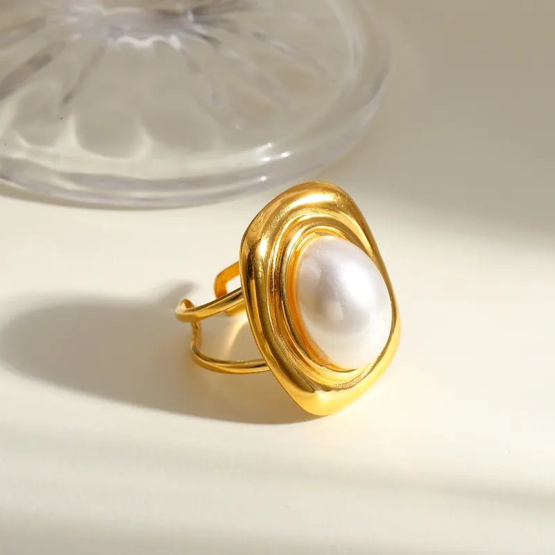 Bague  Adely